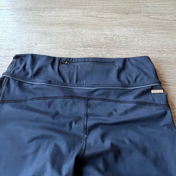 Alala captain cropped light black/White Mesh leggings - Picture 9 of 11